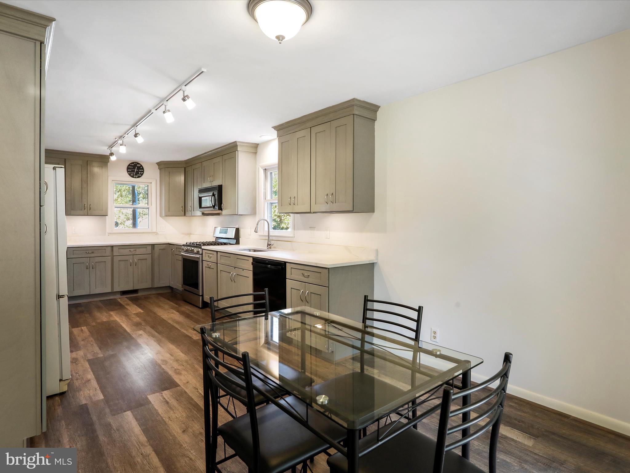 MILE RIDGE ESTATES - Residential