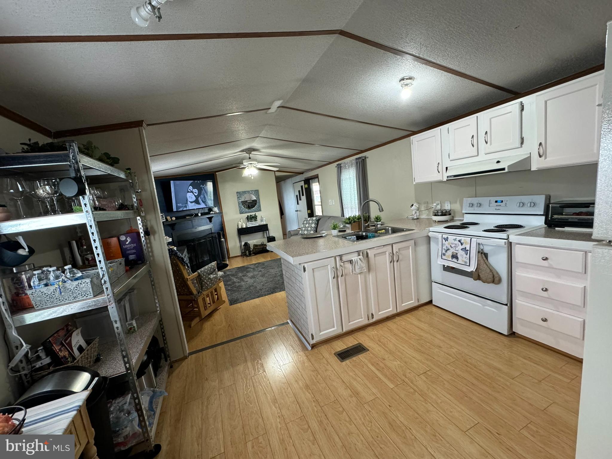 NORTHAMPTON - Residential