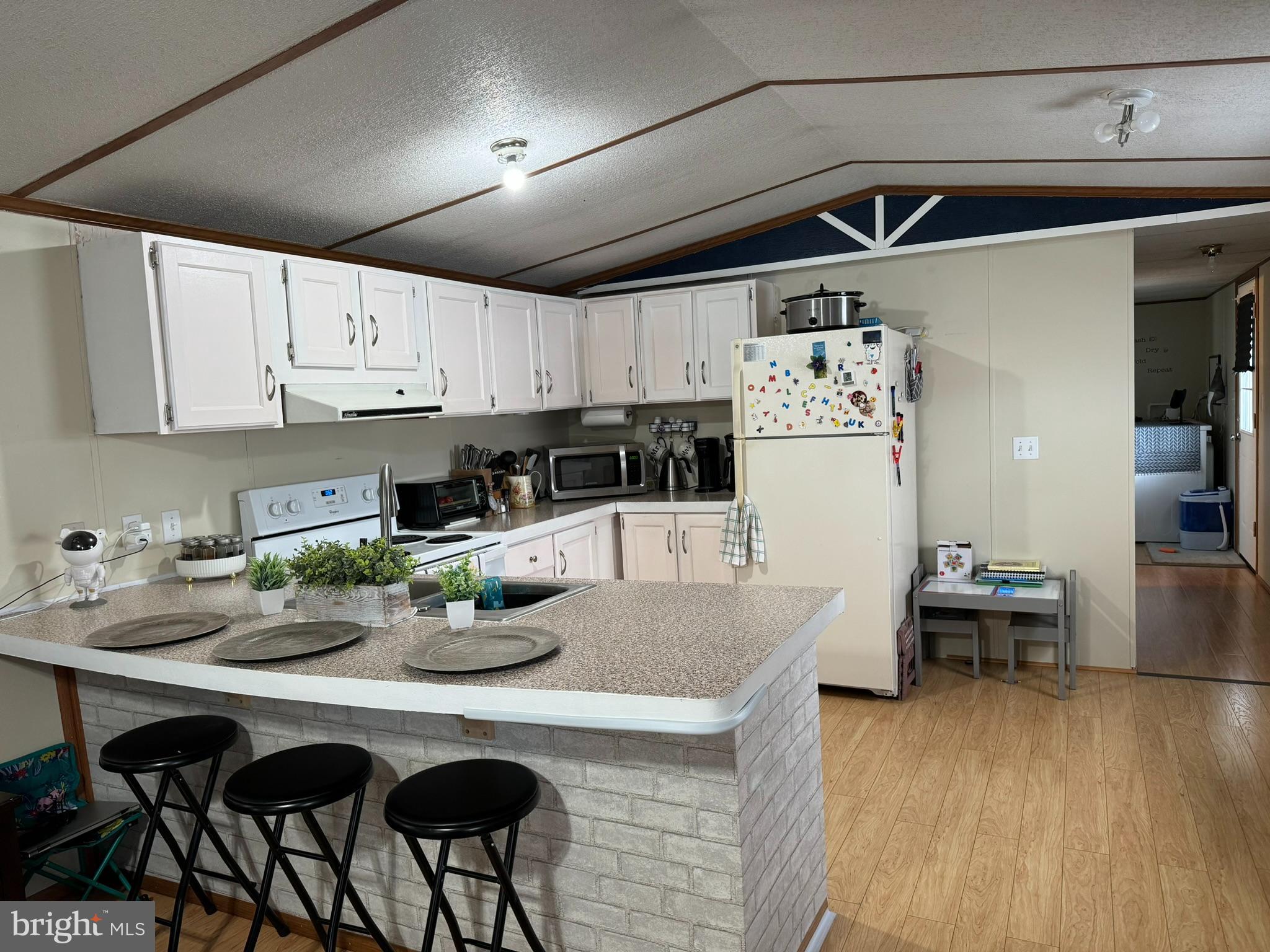 NORTHAMPTON - Residential