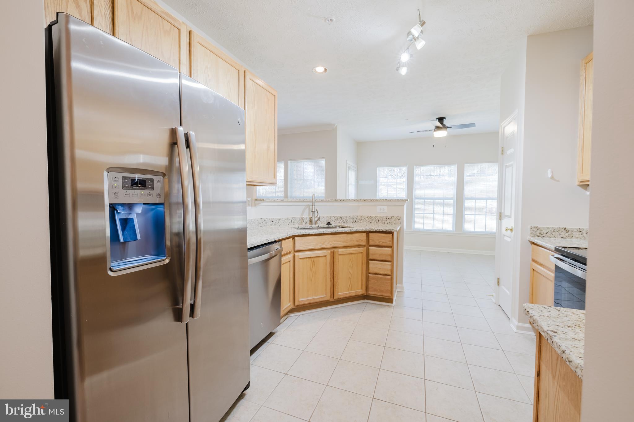 WINDSOR AT PERRY HALL FARMS - Residential