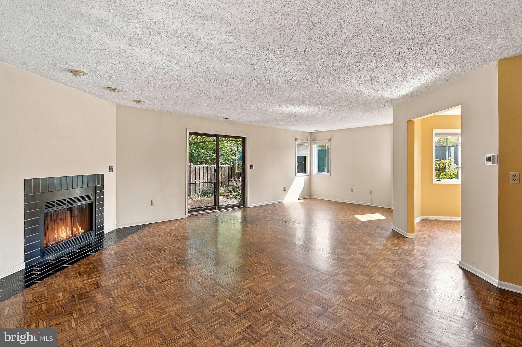 10 JACKIE DRIVE