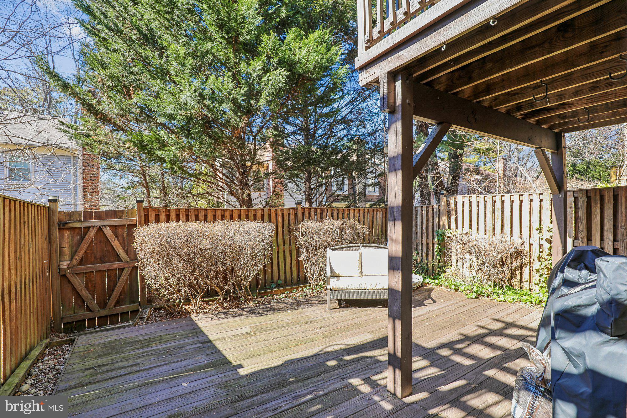 COUNTRY CREEK - Residential