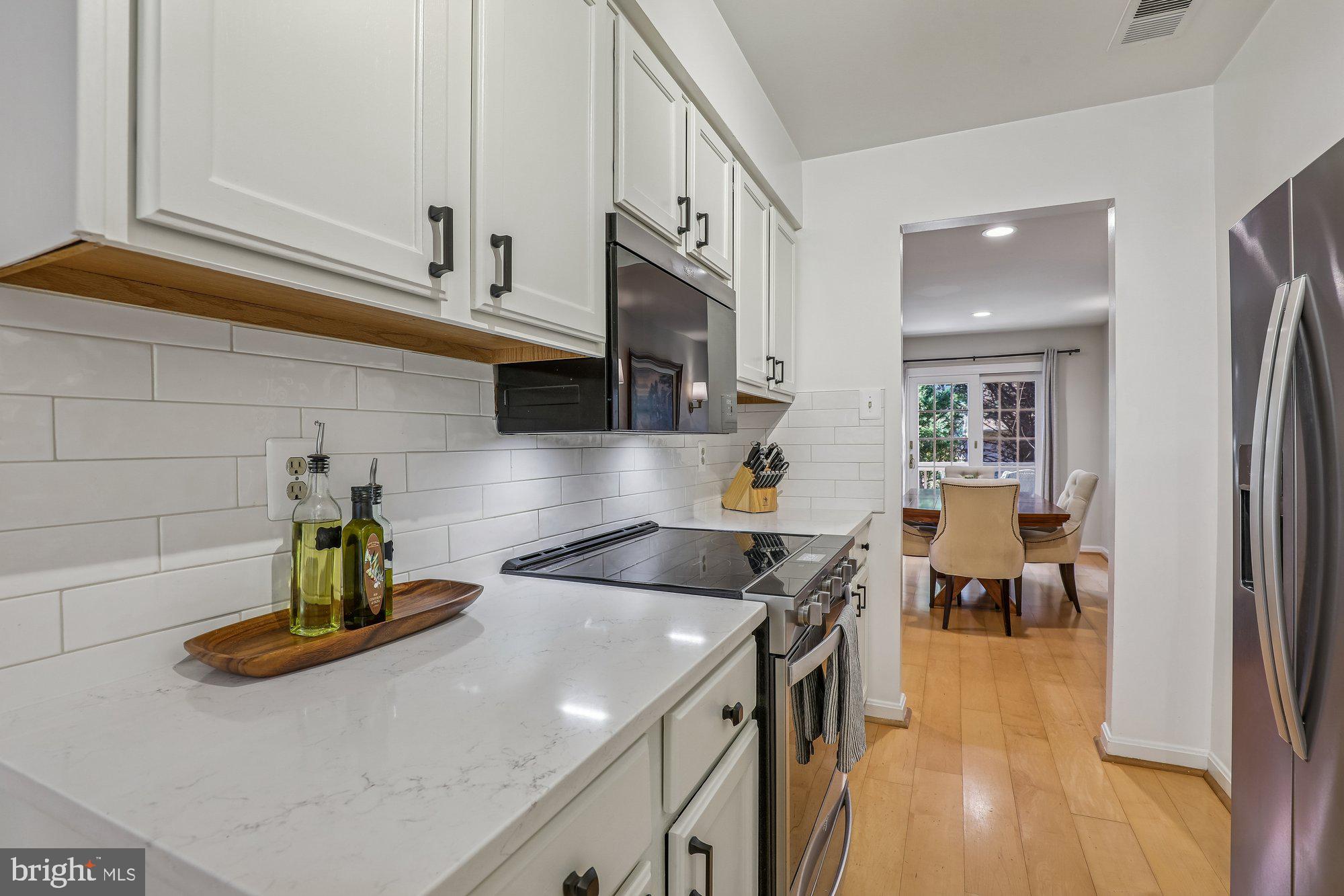 COUNTRY CREEK - Residential