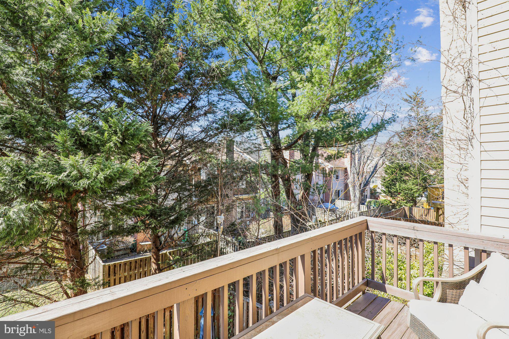 COUNTRY CREEK - Residential