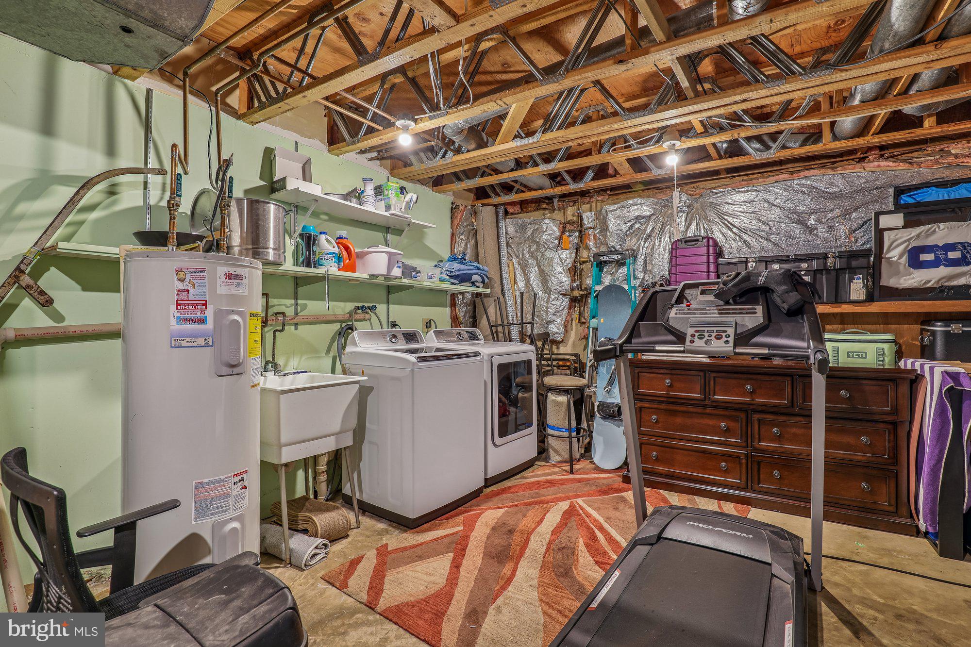 COUNTRY CREEK - Residential