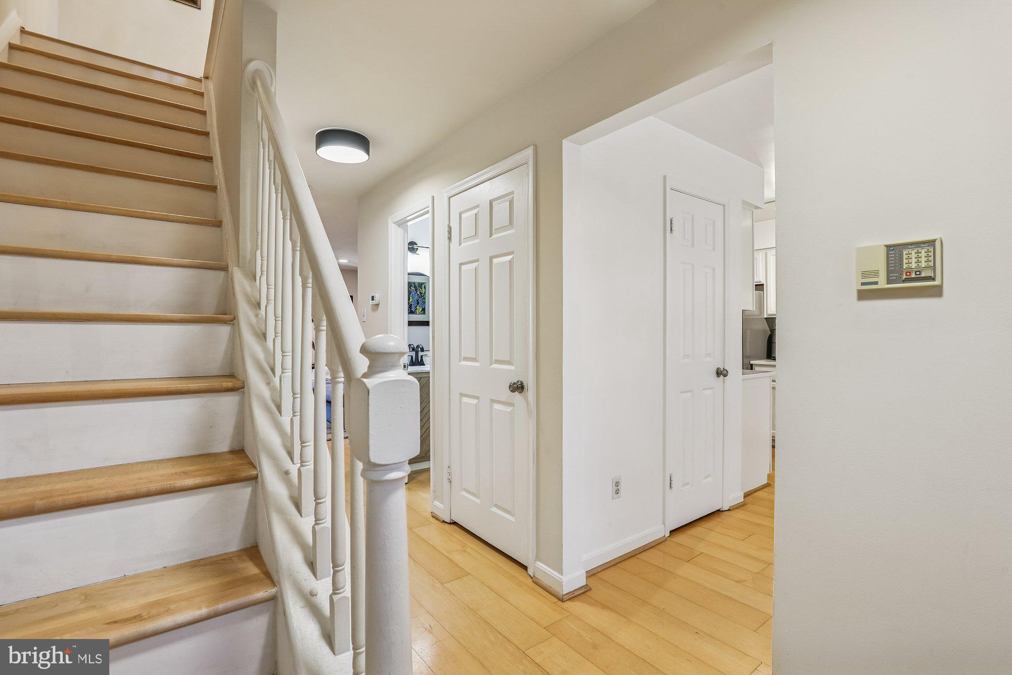 COUNTRY CREEK - Residential