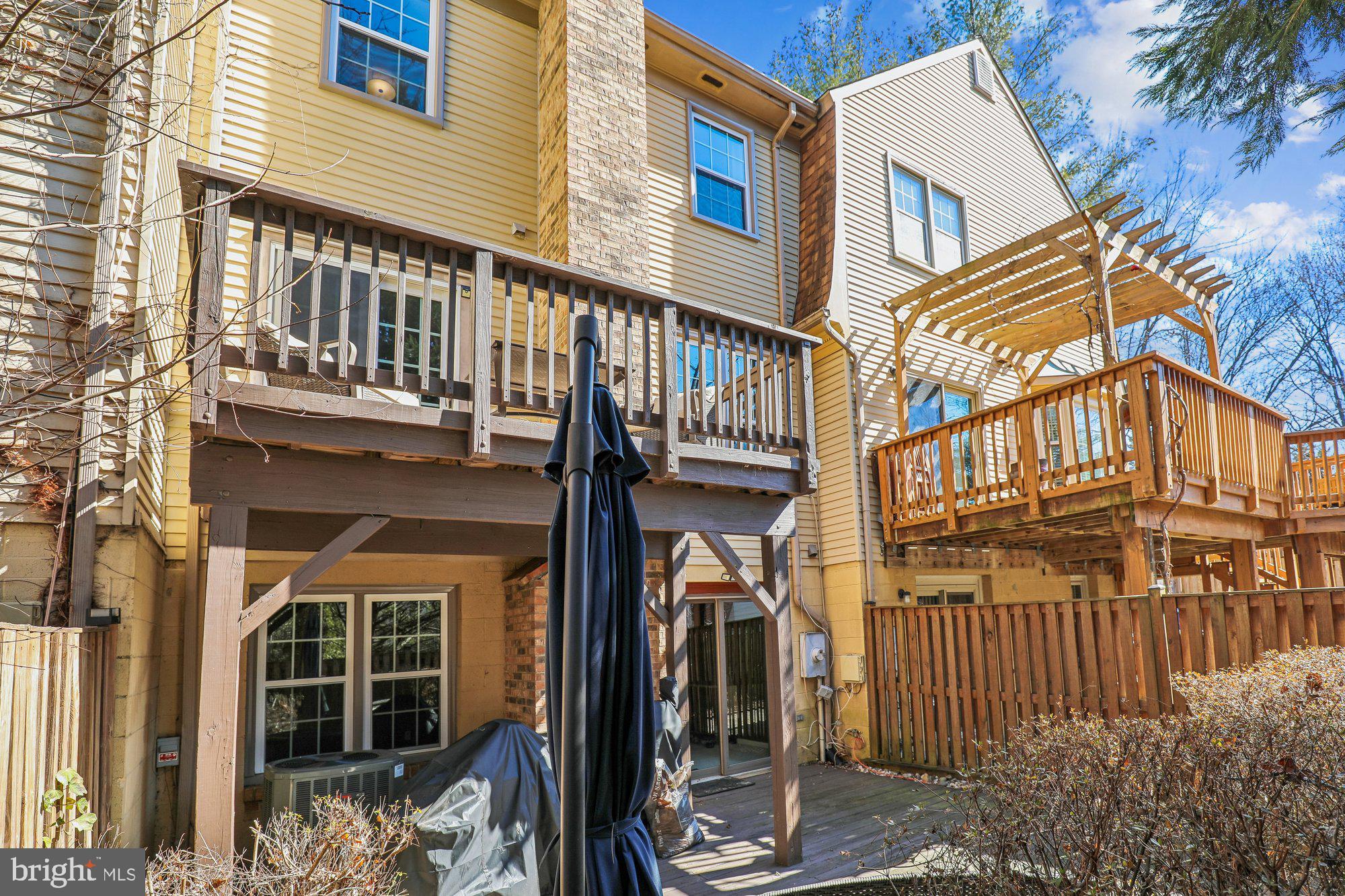 COUNTRY CREEK - Residential