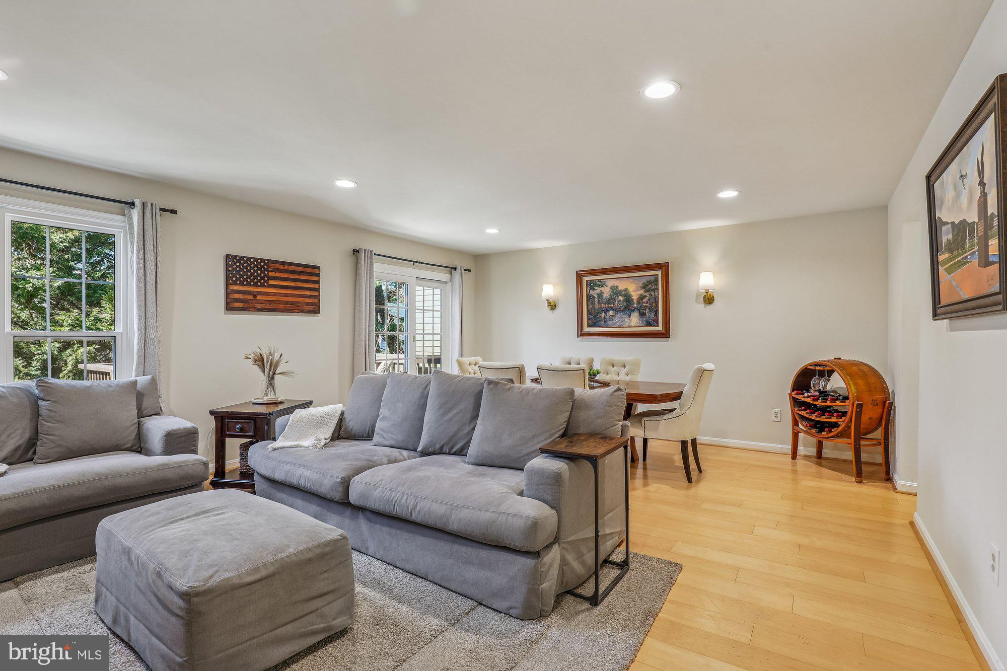 COUNTRY CREEK - Residential