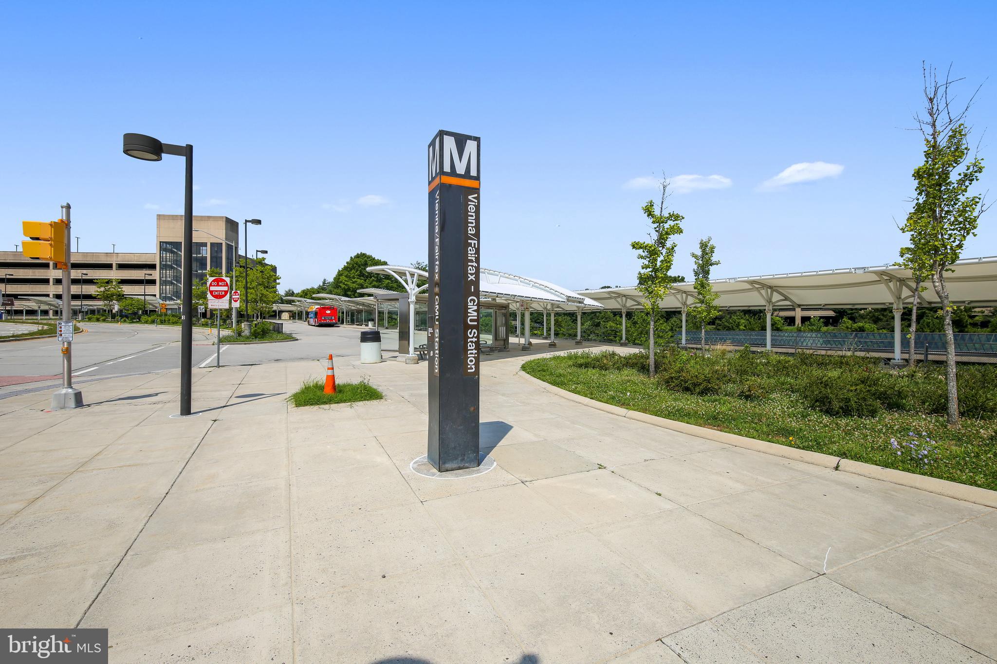 COUNTRY CREEK - Residential