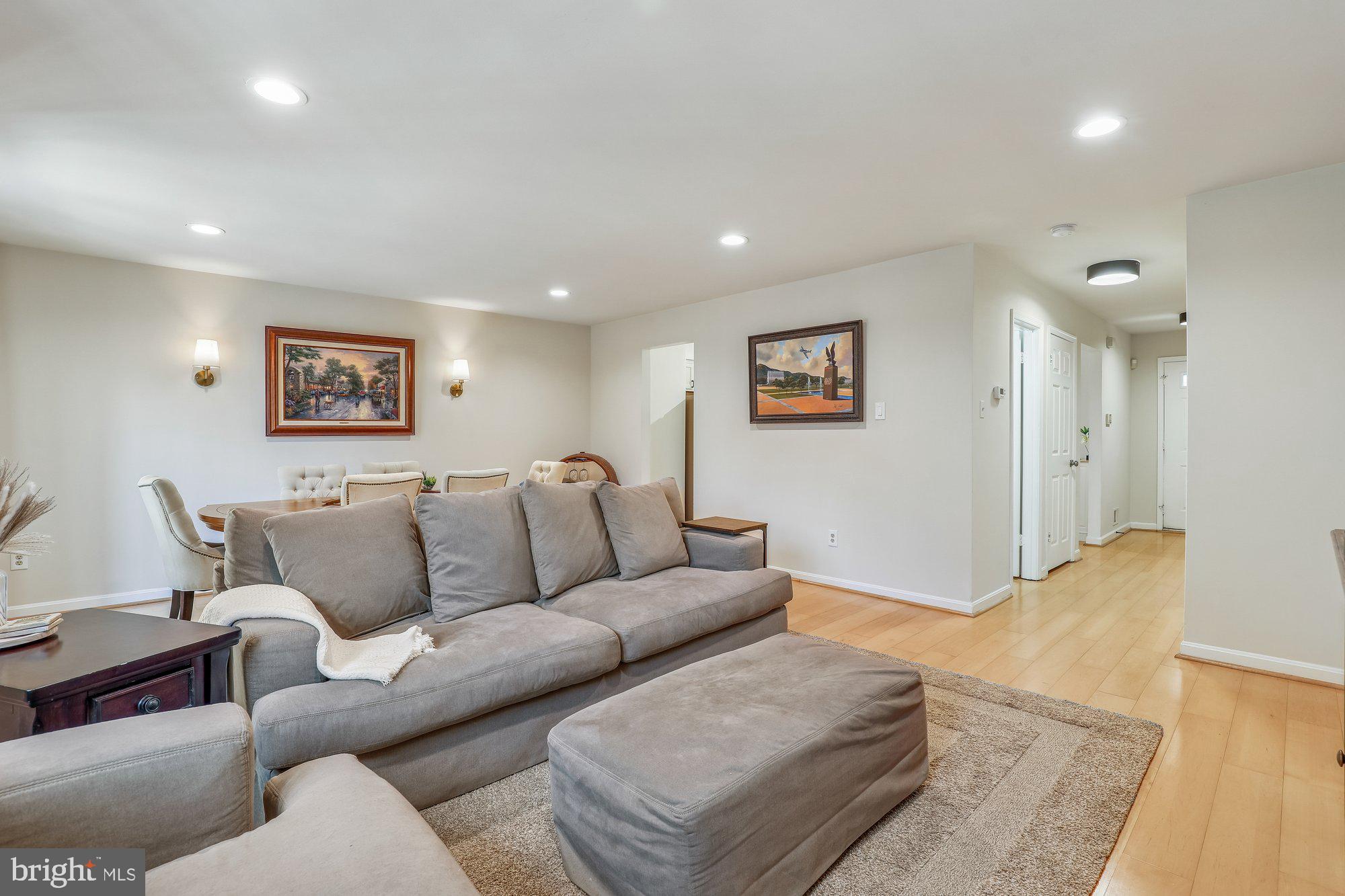 COUNTRY CREEK - Residential