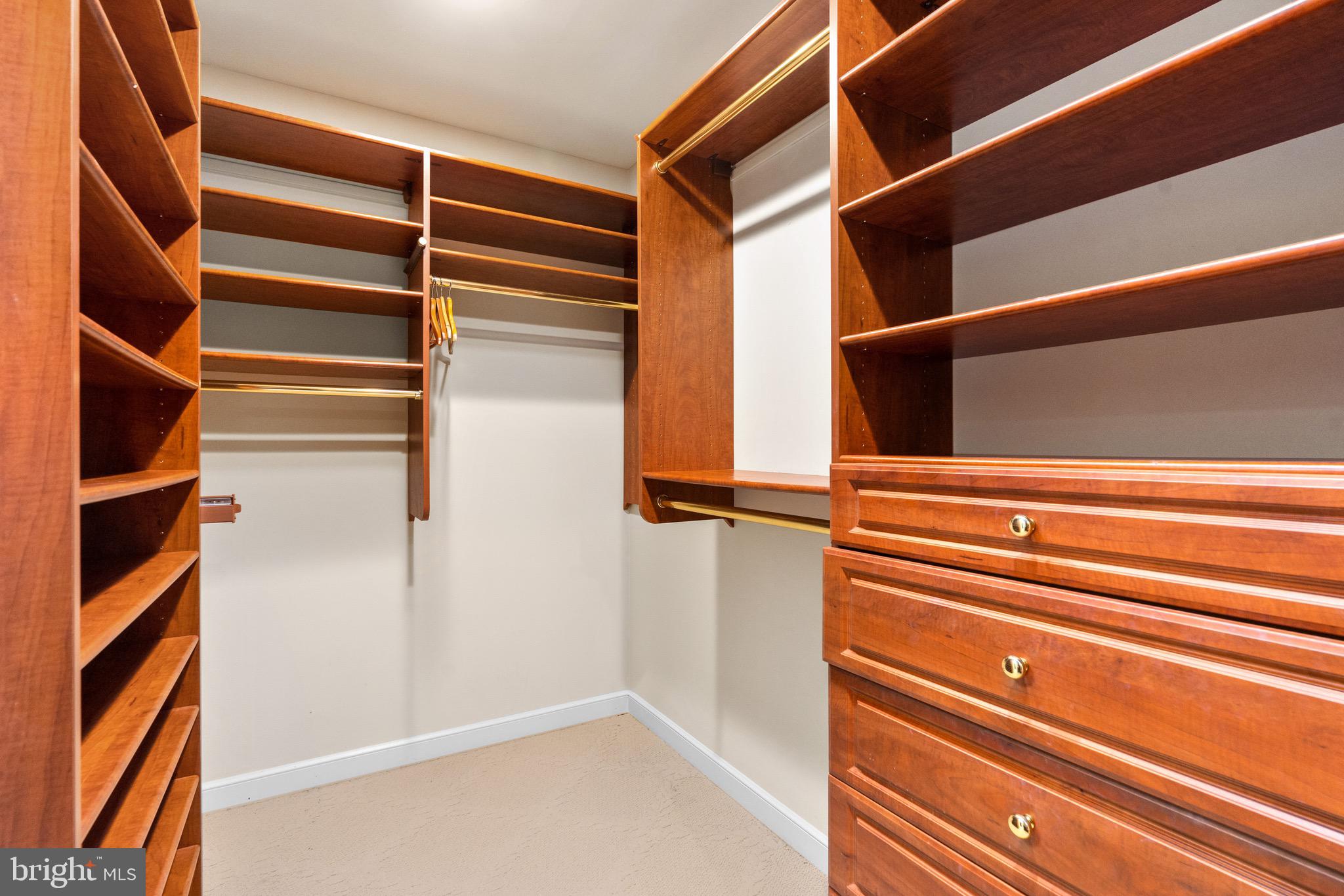 ROCK CREEK - Residential