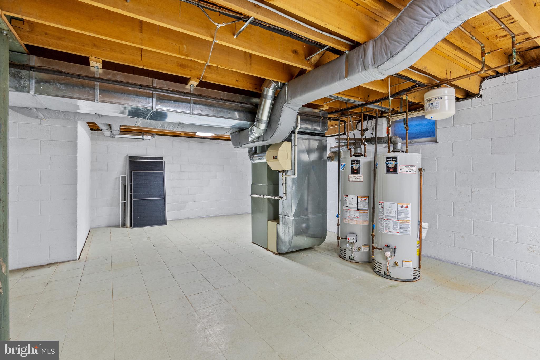 ROCK CREEK - Residential