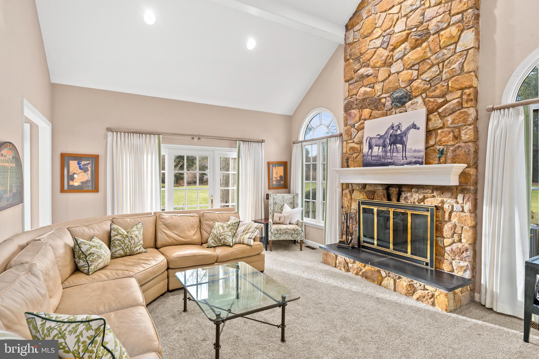 ROCK CREEK - Residential