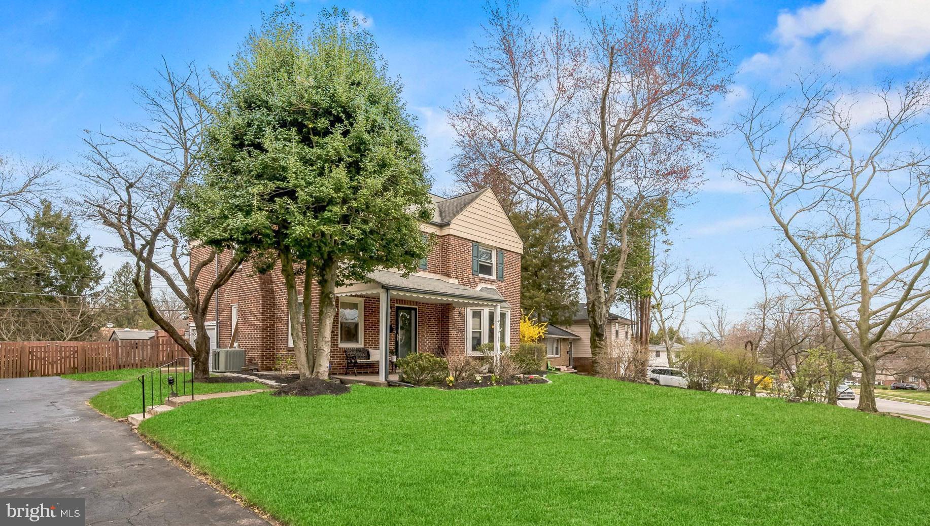 OAK LANE MANOR - Residential