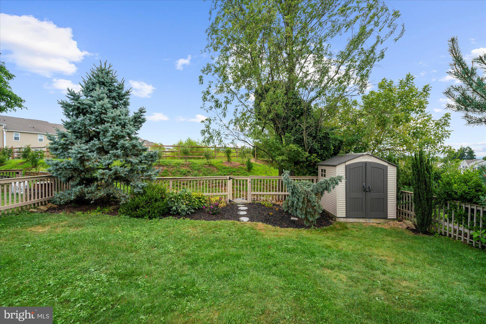 SALEM RIDGE - Residential