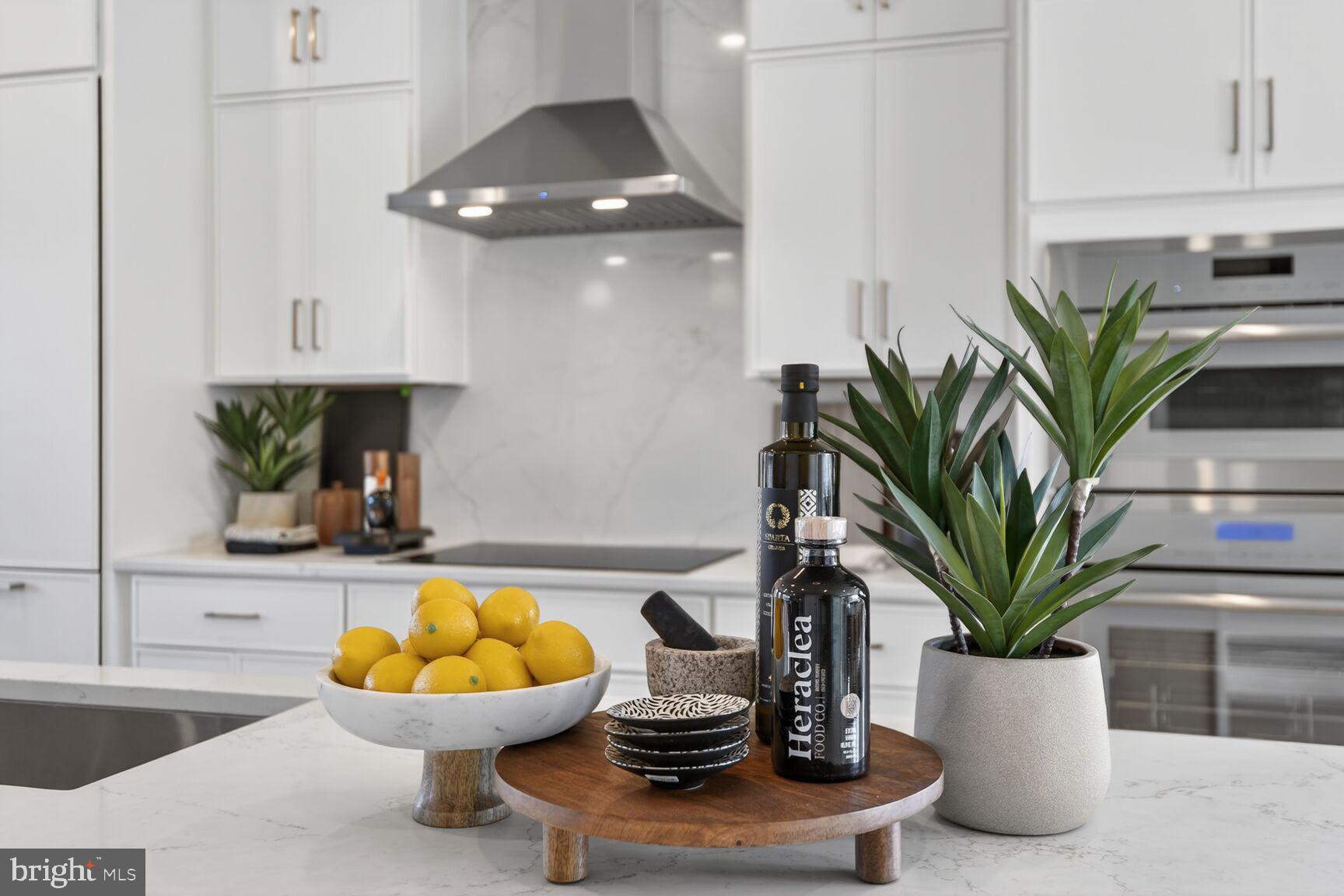 STRATHMORE VIEW - Residential