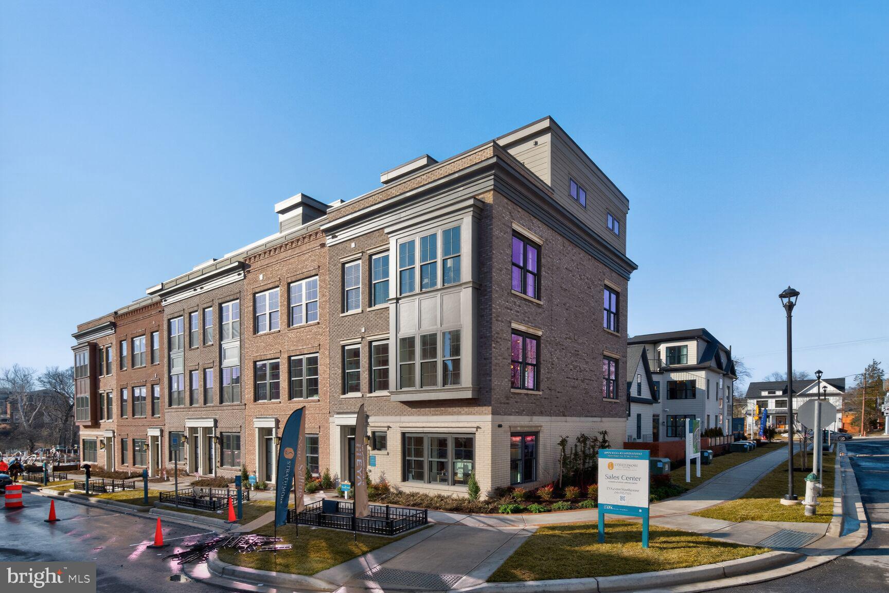 STRATHMORE VIEW - Residential