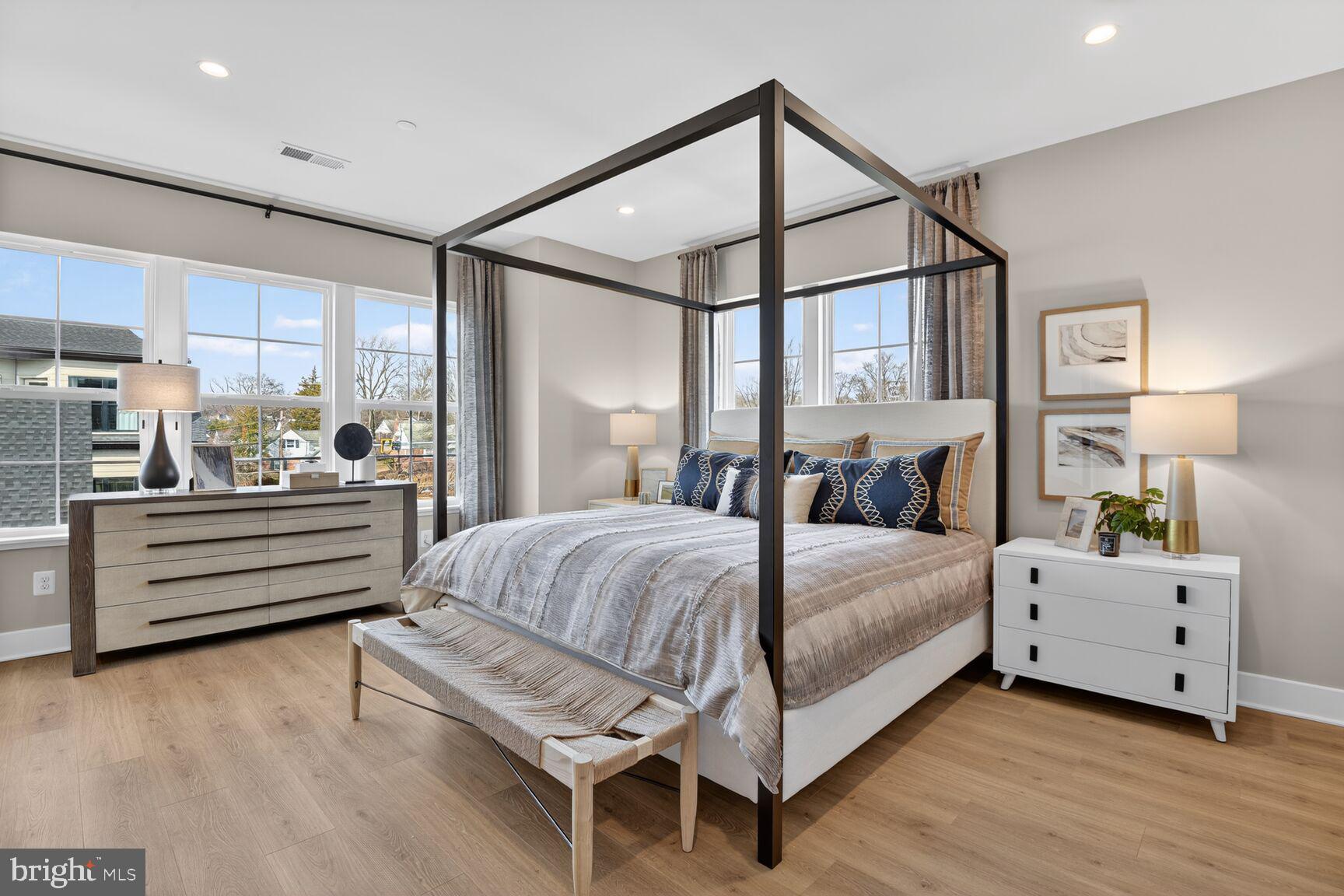 STRATHMORE VIEW - Residential