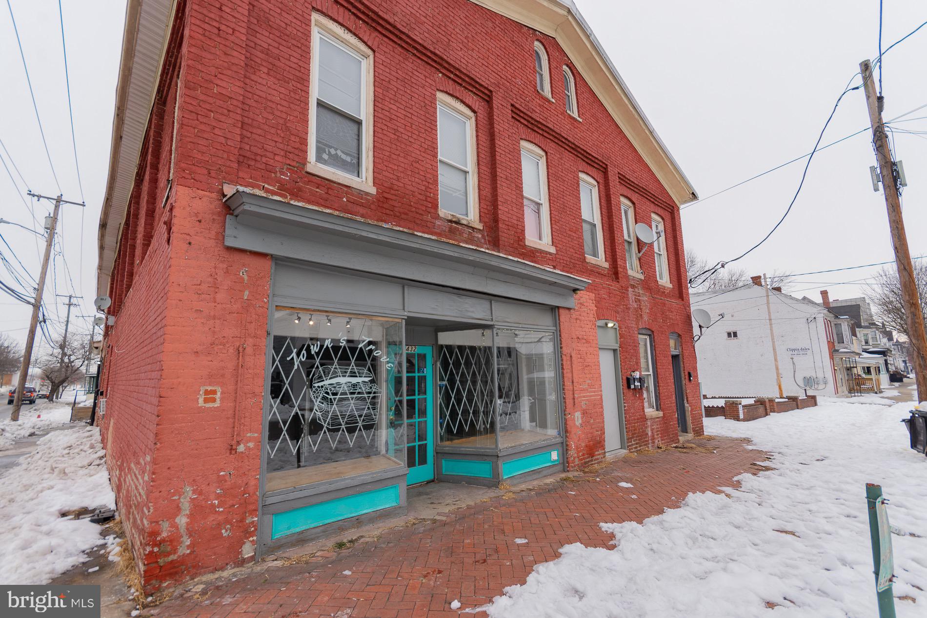 CITY OF MARTINSBURG - Commercial Lease