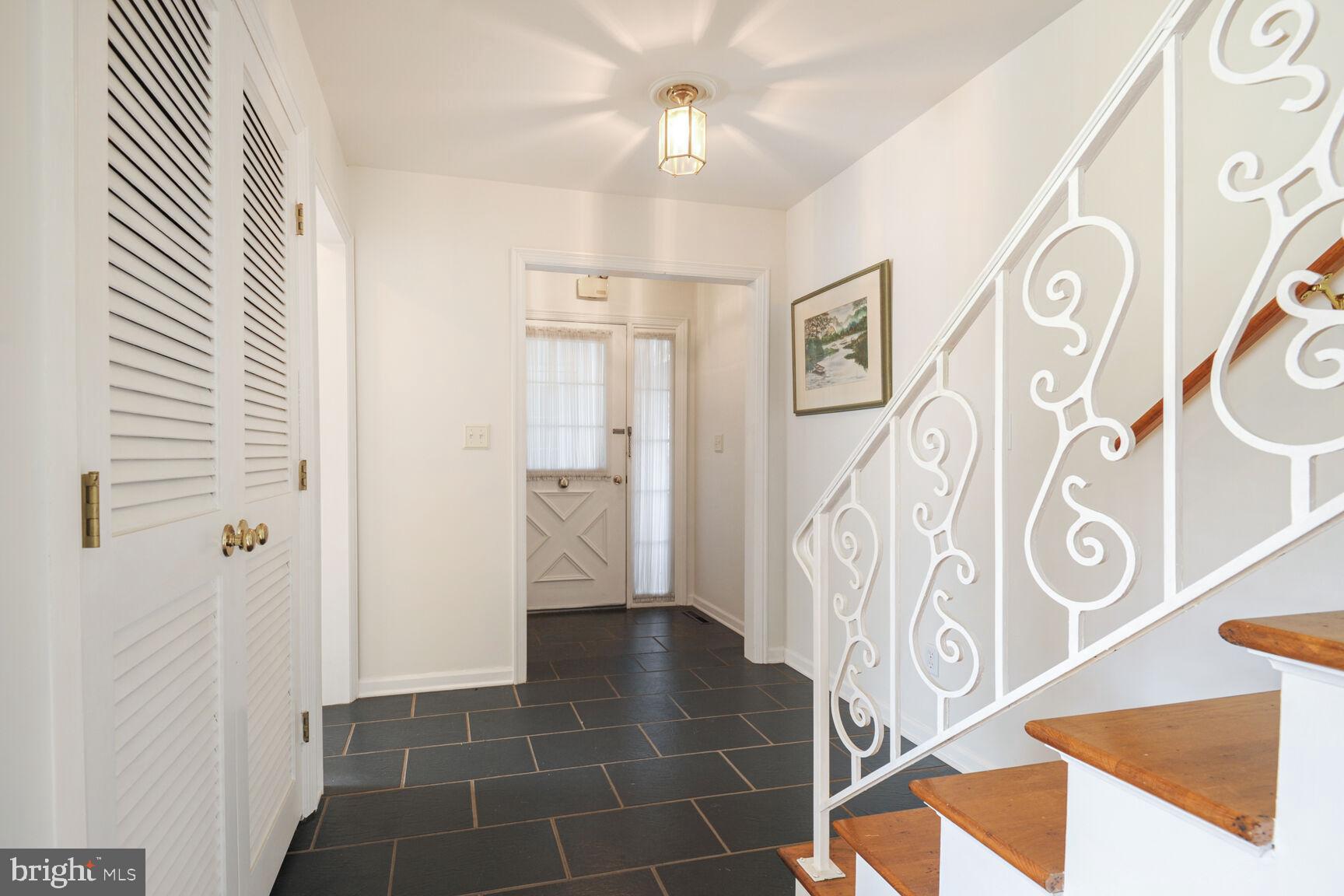 9545 QUAIL HOLLOW 206