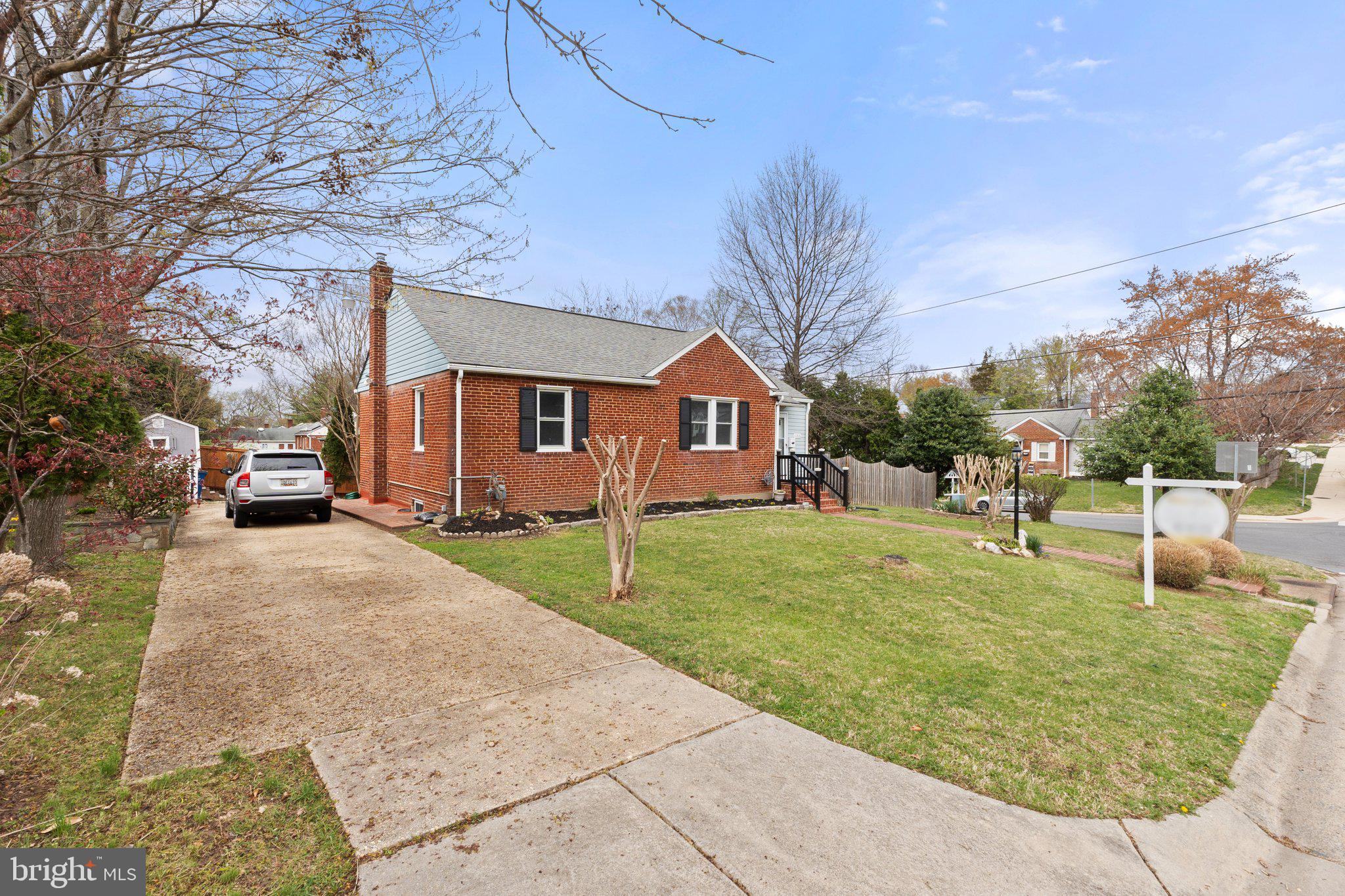 WHEATON  HILLS - Residential