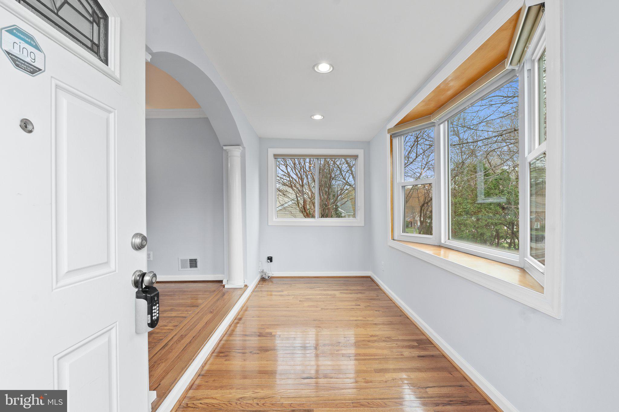 WHEATON  HILLS - Residential