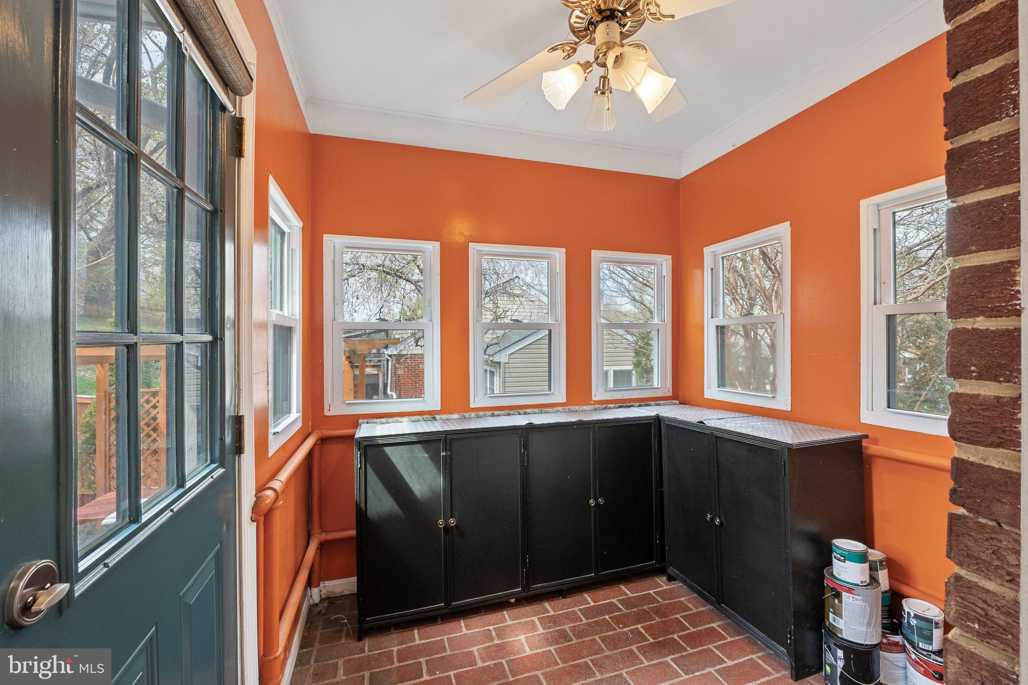 WHEATON  HILLS - Residential