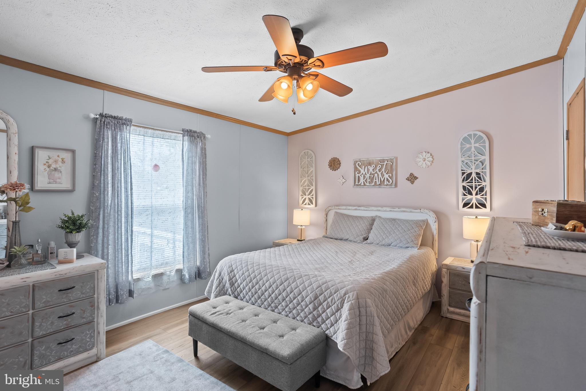 STONE HILL VILLAGE - Residential