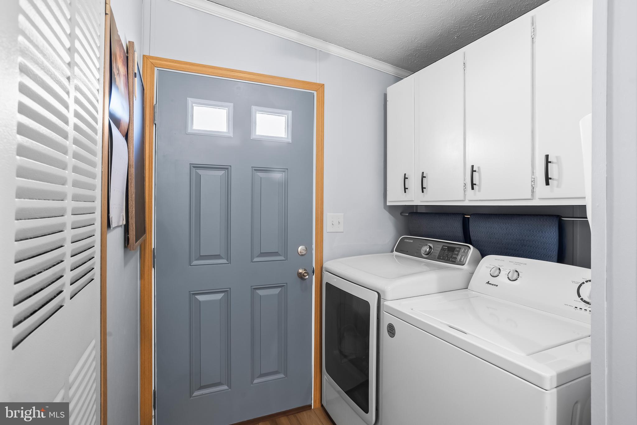 STONE HILL VILLAGE - Residential