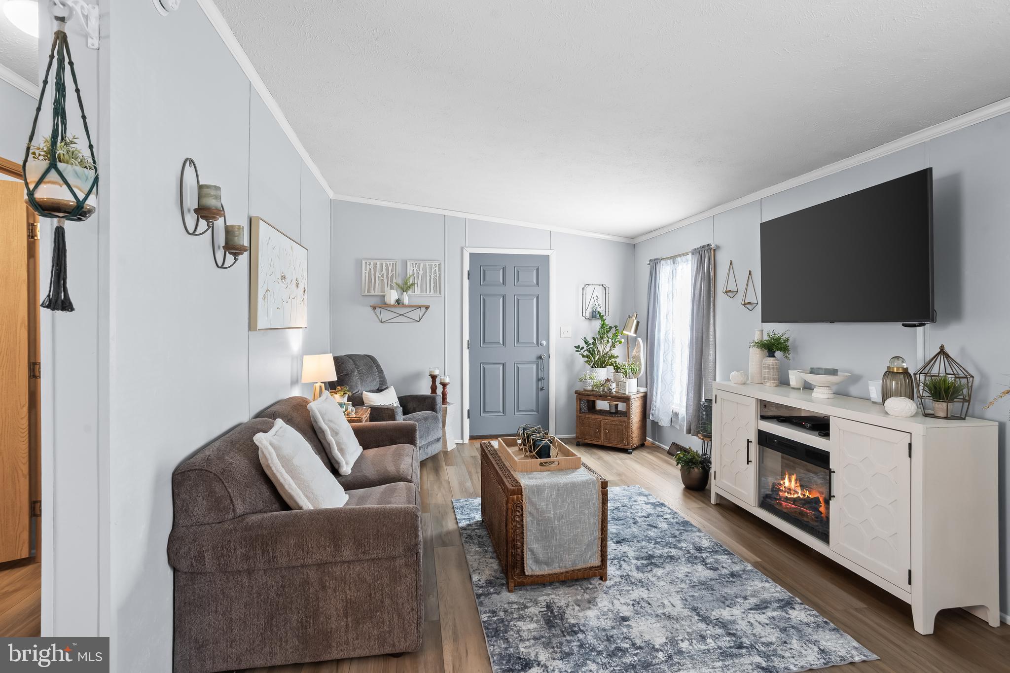 STONE HILL VILLAGE - Residential