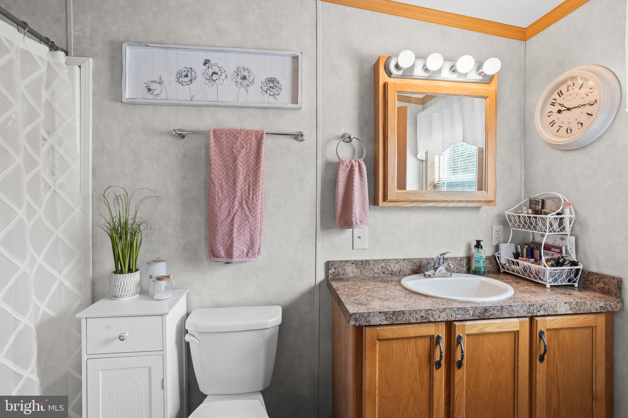 STONE HILL VILLAGE - Residential