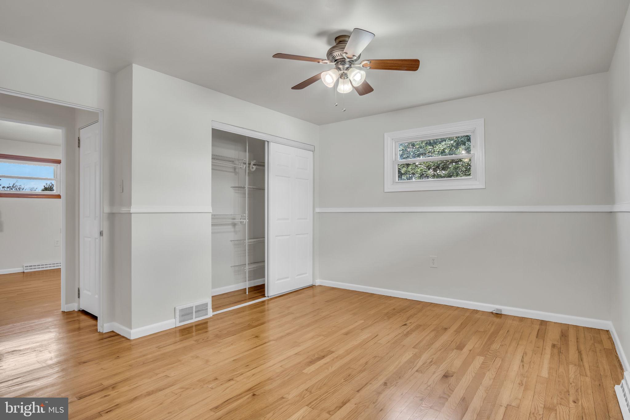 DEVON MANOR - Residential