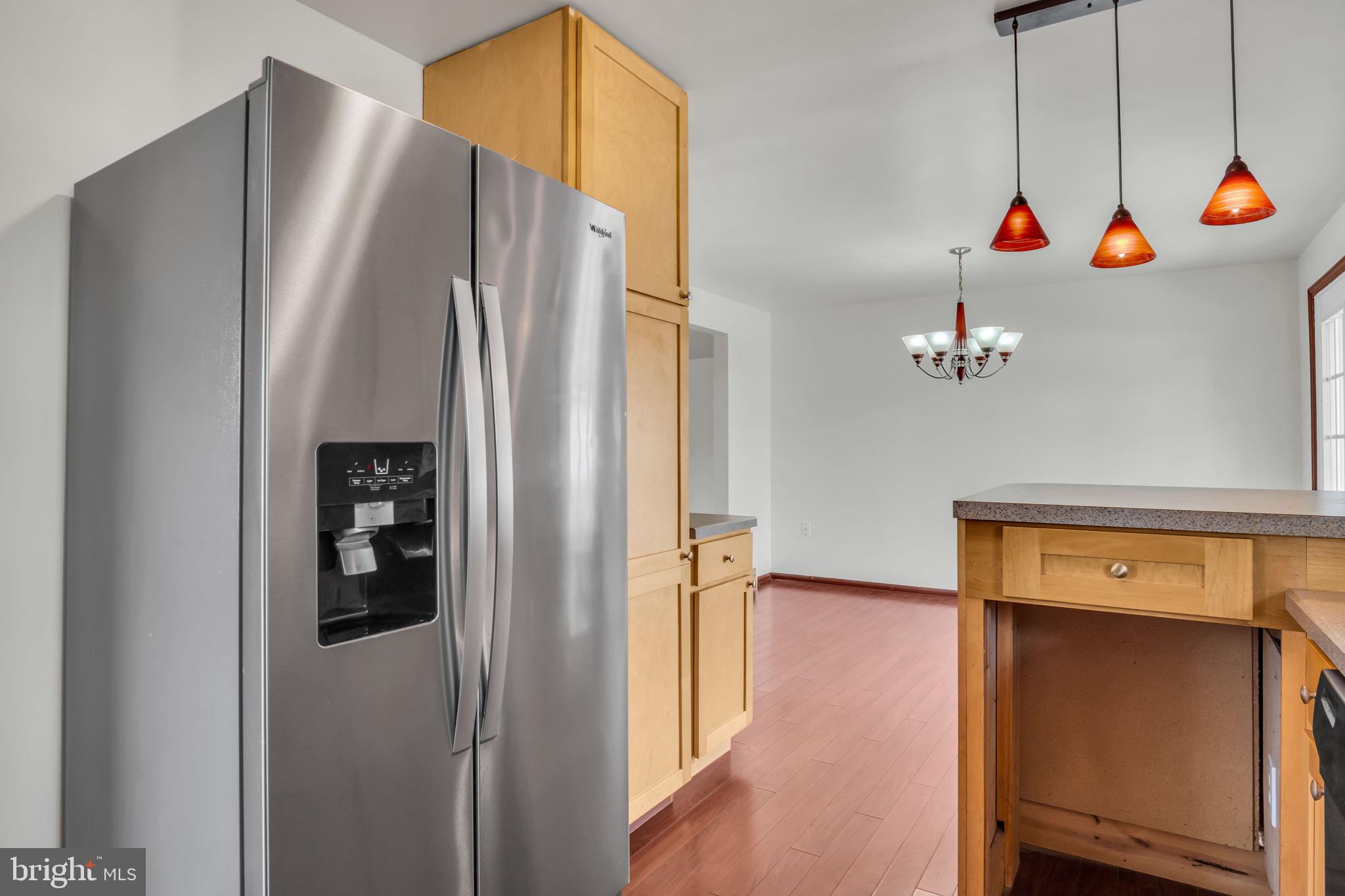 DEVON MANOR - Residential