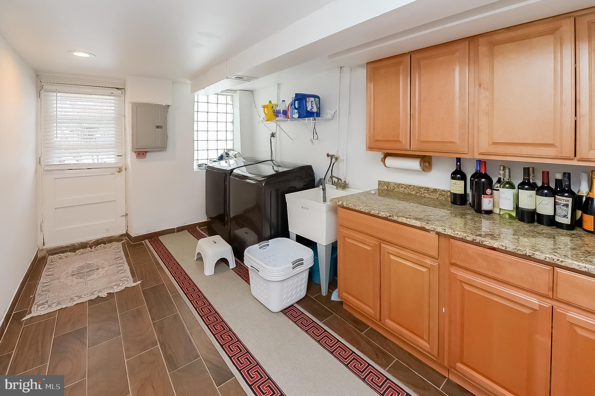 FOX CHASE - Residential