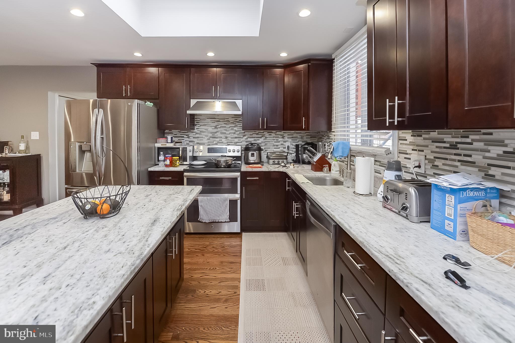 FOX CHASE - Residential