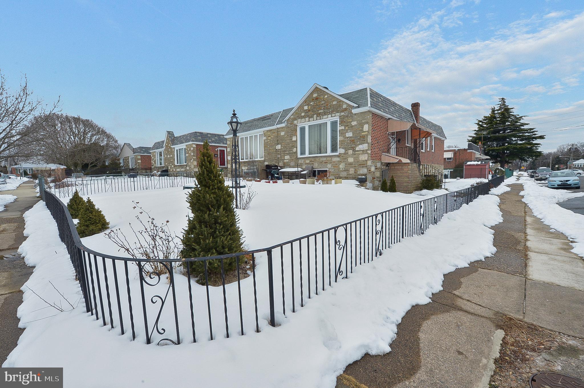 FOX CHASE - Residential