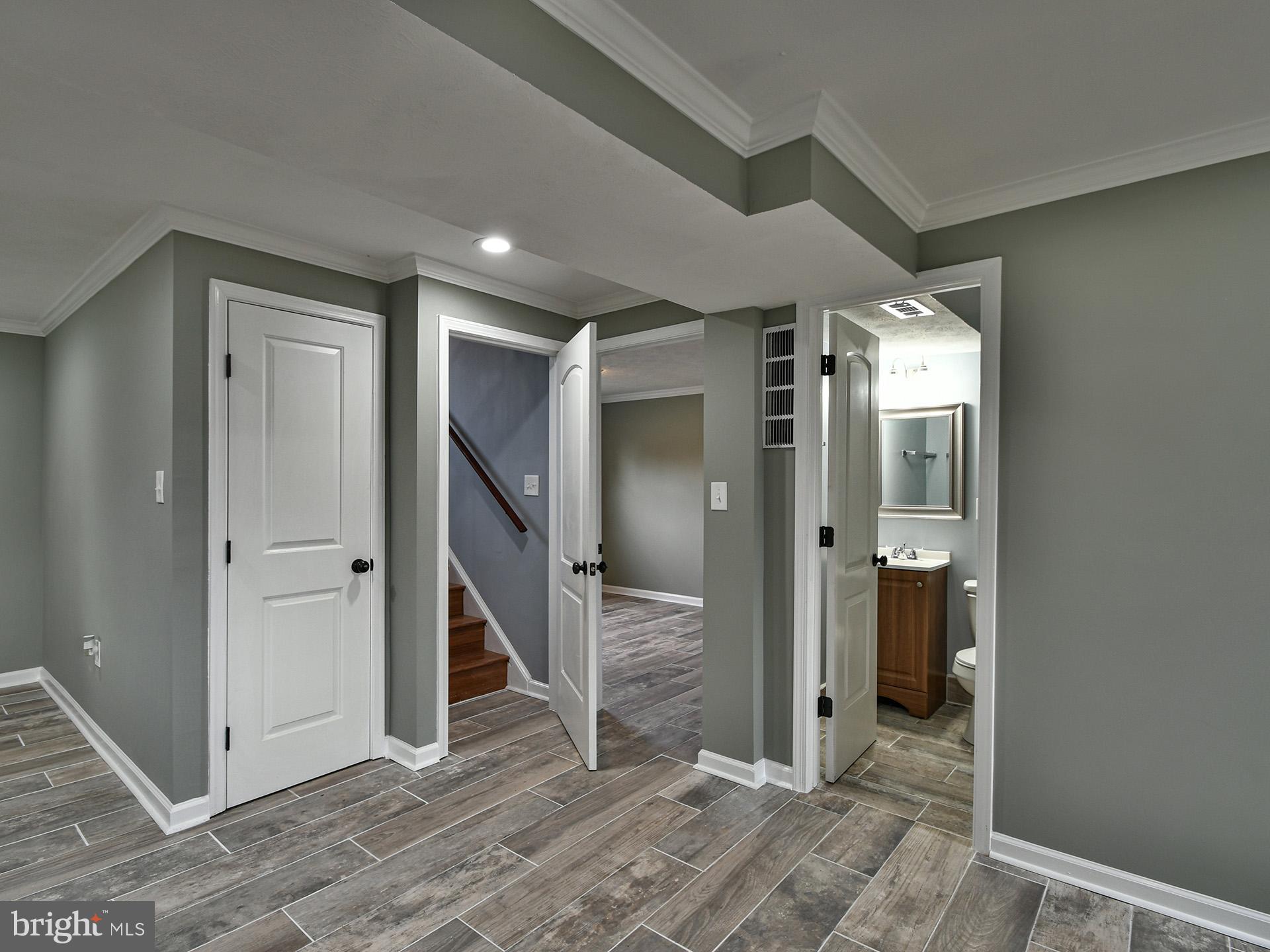 HARWOOD - Residential Lease