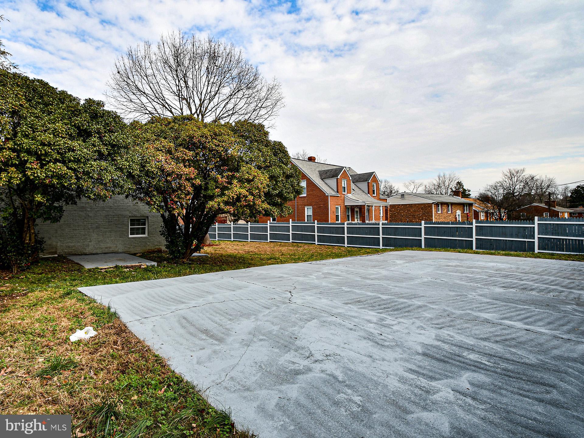 HARWOOD - Residential Lease