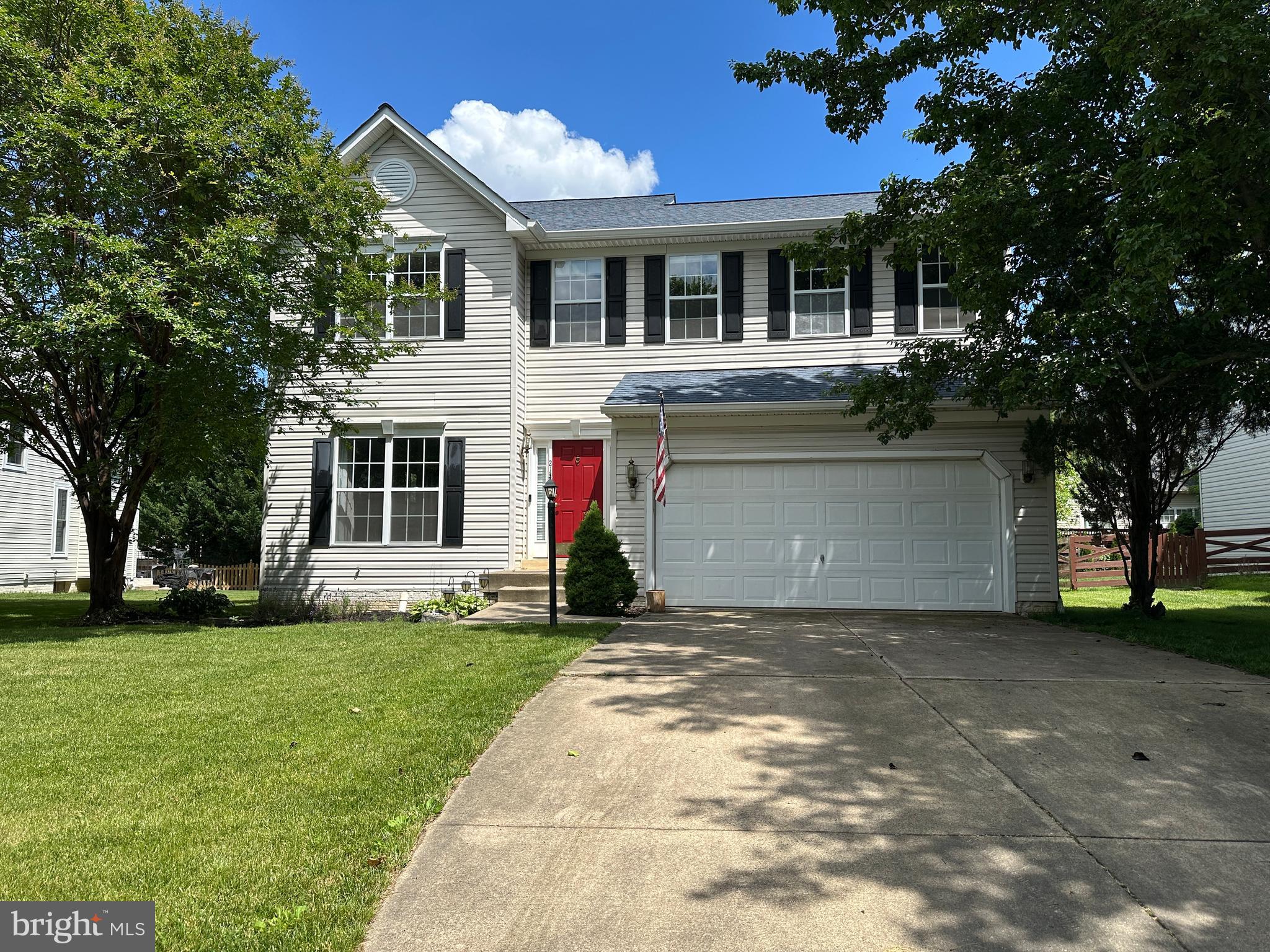 Discover the perfect family rental in the heart of Broadlands, one of Ashburn’s most sought-after and award-winning communities! This spacious and beautifully maintained 4-bedroom, 2.5-bathroom single-family home is ideally located on a quiet cul-de-sac, offering a fenced backyard and an open, light-filled floor plan that’s perfect for daily living and entertaining.
Inside, enjoy hardwood flooring and a gourmet kitchen featuring granite countertops and stainless steel appliances. The main level flows effortlessly with a welcoming living area, a dedicated dining space, and a two-car garage for your convenience. The unfinished basement provides tons of storage or potential flex space.
As a resident of Broadlands, you’ll enjoy full access to top-tier amenities, three community pools, fitness center, tennis courts, tot lots, playgrounds, a clubhouse, and miles of scenic wooded trails and open parkland. Broadlands is a Certified Wildlife Habitat Community, designed with nature in mind and perfect for active families. It’s also located within the highly rated Loudoun County Public School system, with nearby schools including Mill Run Elementary, Eagle Ridge Middle, and Briar Woods High.
Conveniently positioned just minutes from the Dulles Greenway, with Metro access, Dulles Airport, shopping centers, and local restaurants, this home truly has it all. Whether you're enjoying a peaceful evening on the deck or exploring one of the many nearby parks, you’ll love calling Broadlands home. Come experience the lifestyle that makes this community so special!