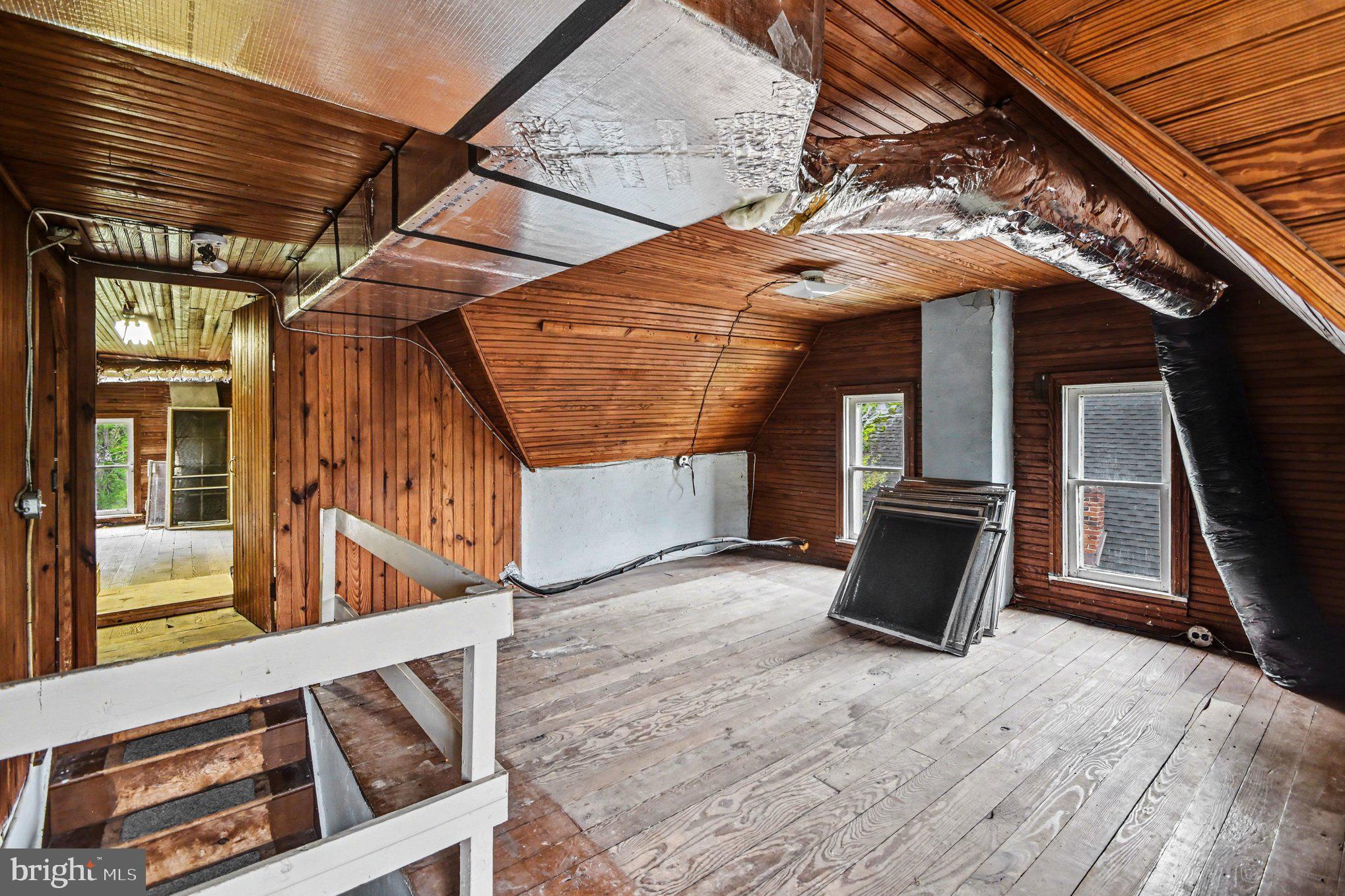 CHESTNUT GROVE - Residential
