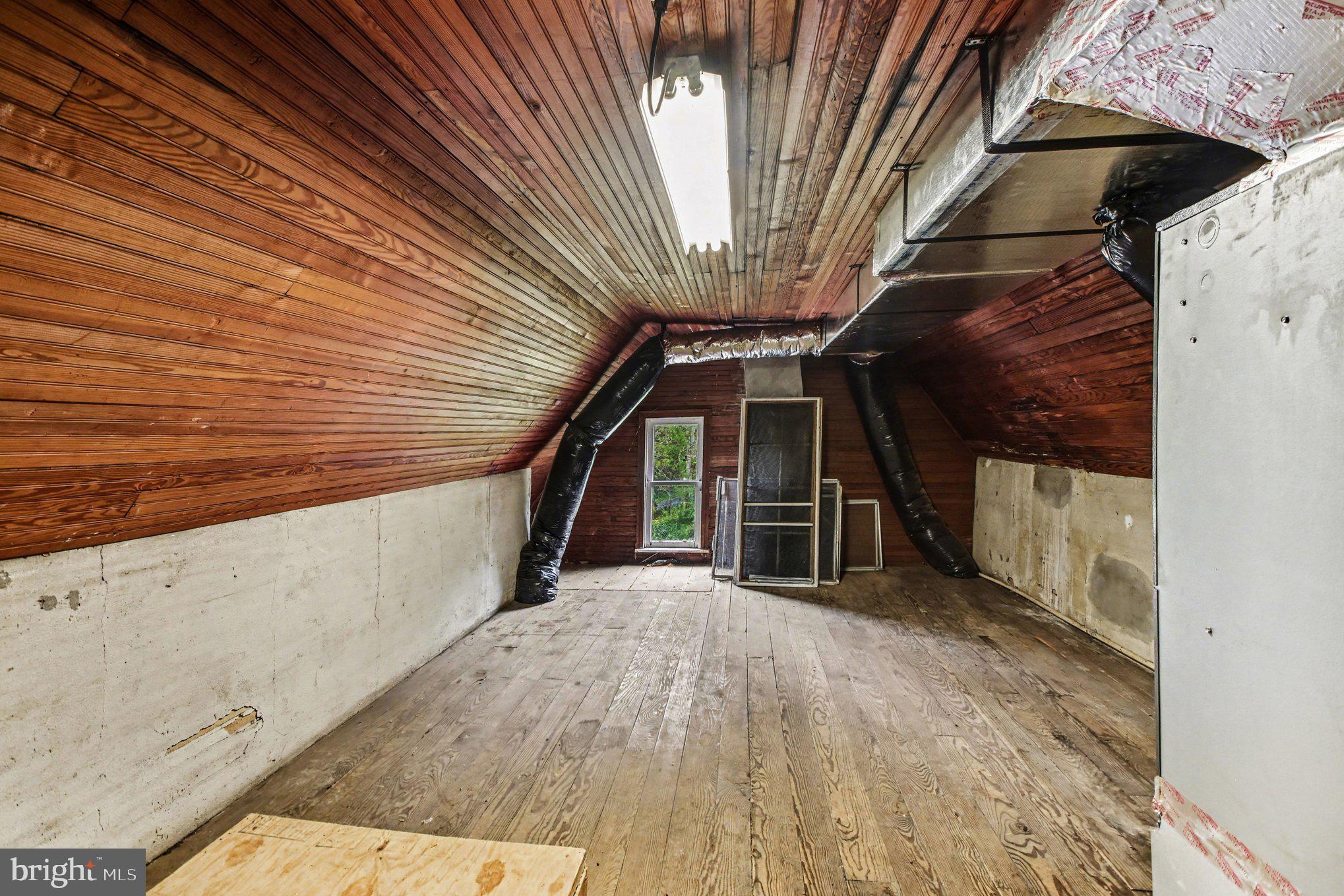 CHESTNUT GROVE - Residential