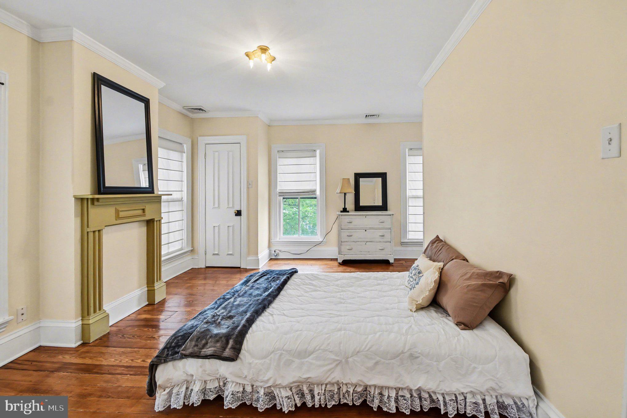CHESTNUT GROVE - Residential