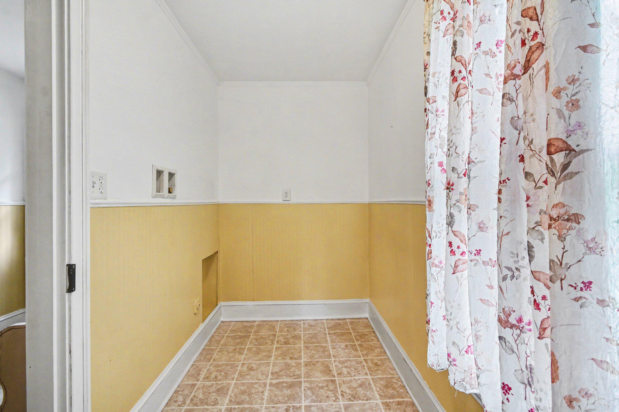 CHESTNUT GROVE - Residential