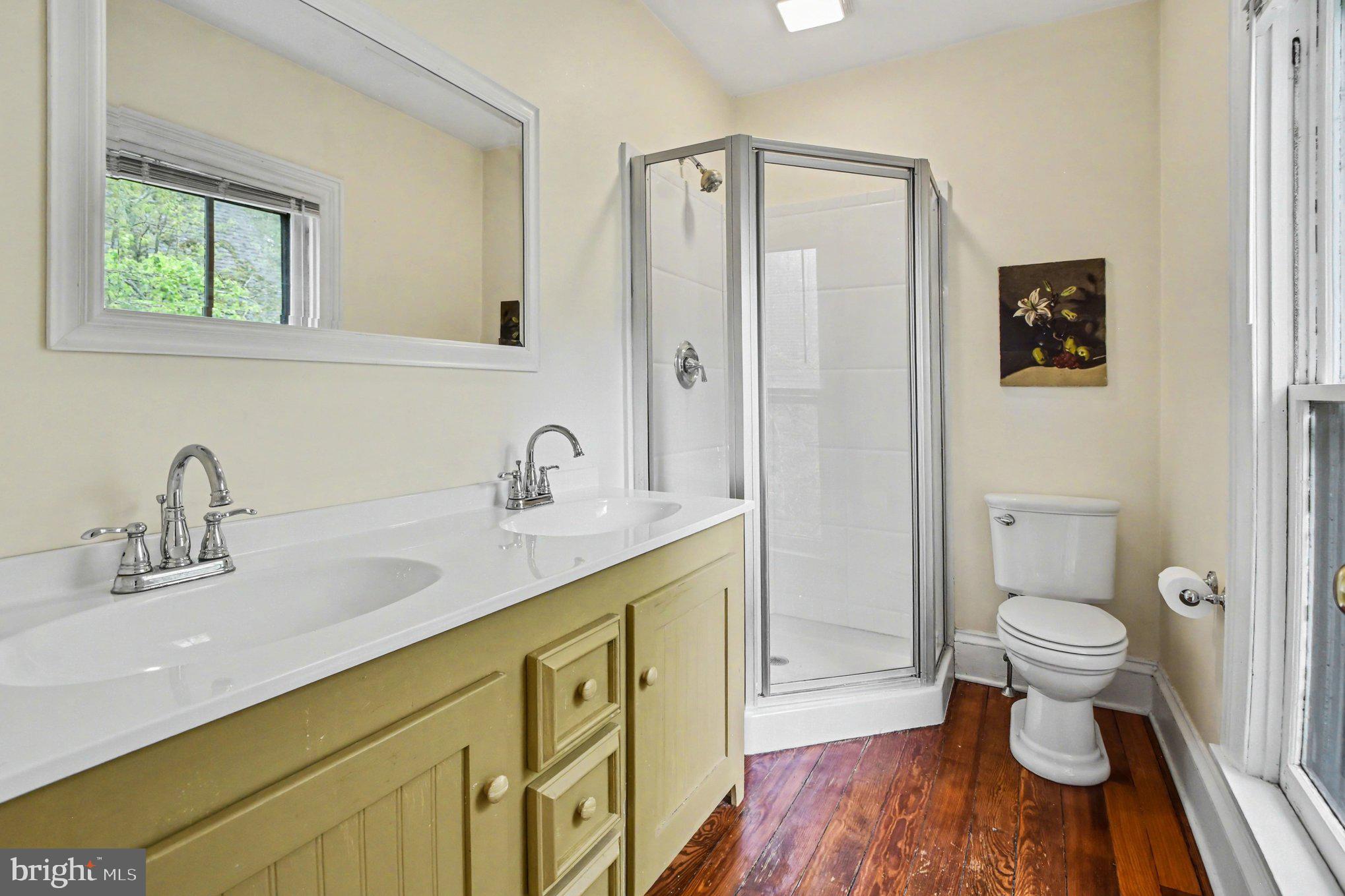 CHESTNUT GROVE - Residential