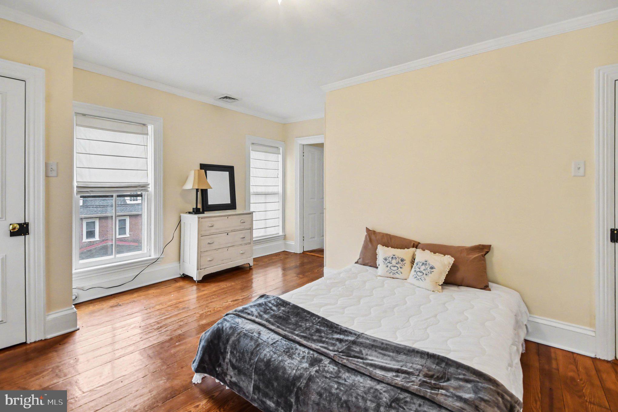 CHESTNUT GROVE - Residential