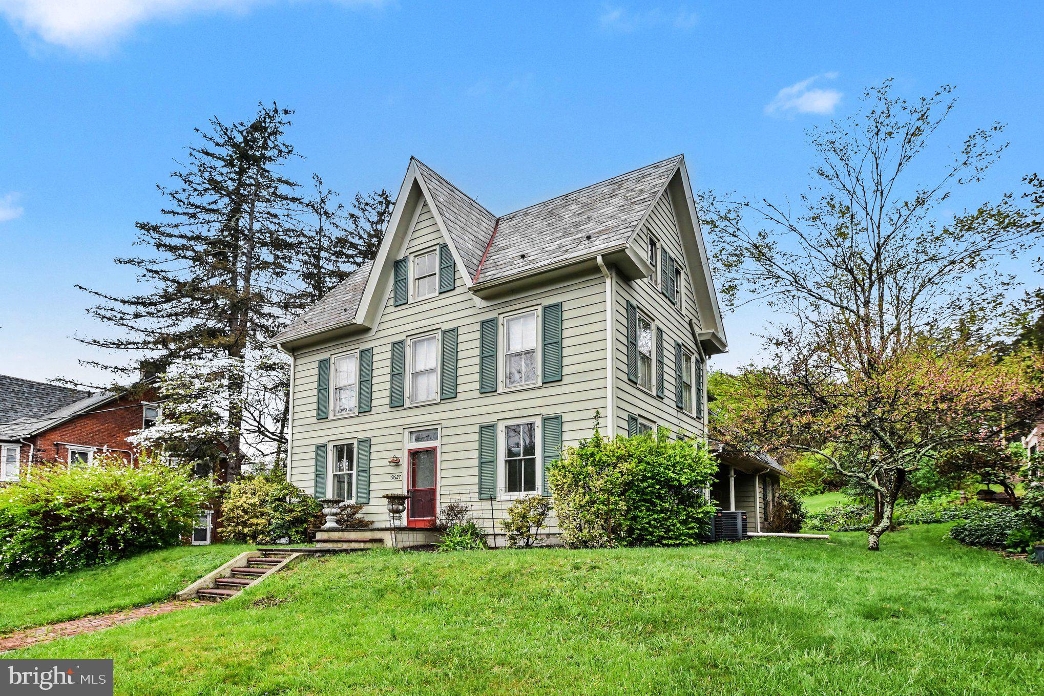 CHESTNUT GROVE - Residential
