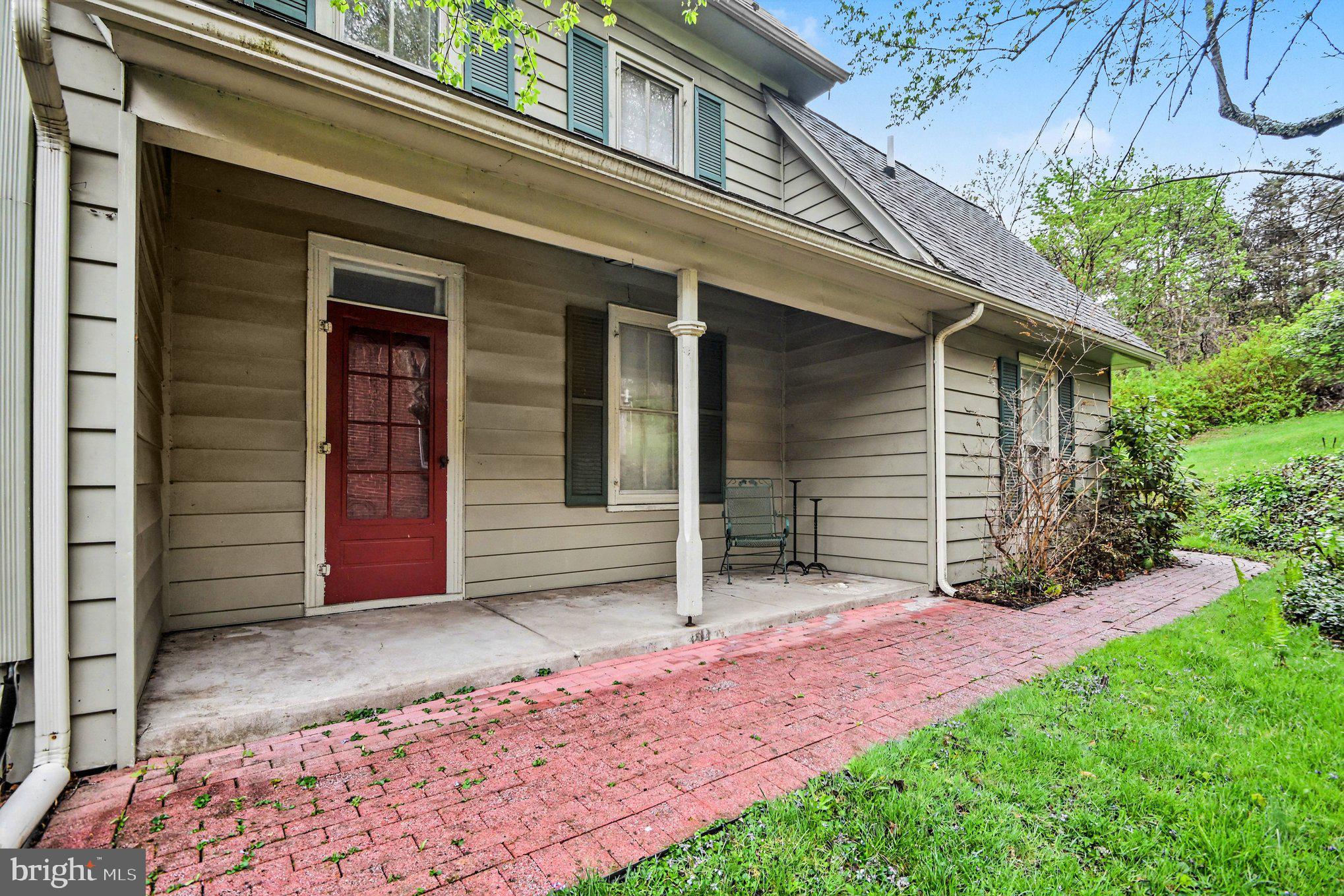 CHESTNUT GROVE - Residential