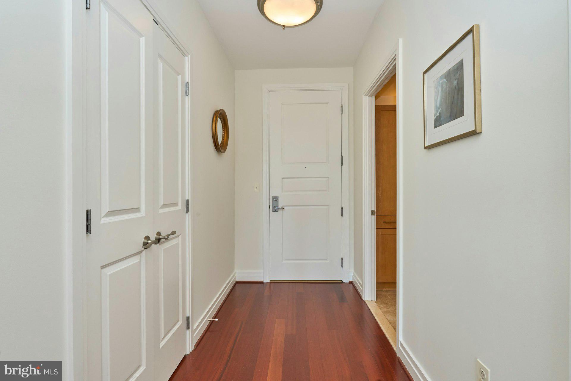 ONE PARK CREST - Residential