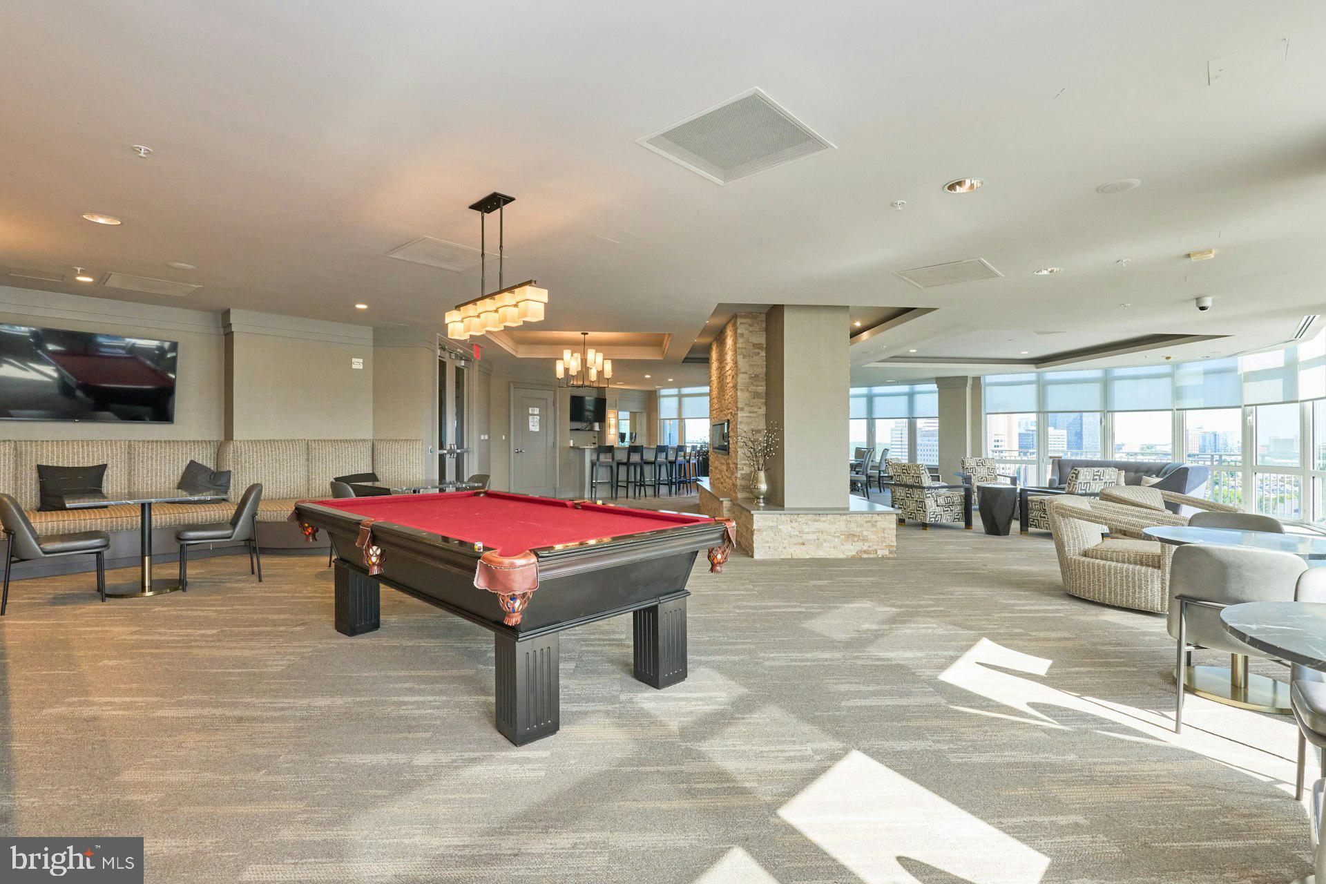 ONE PARK CREST - Residential