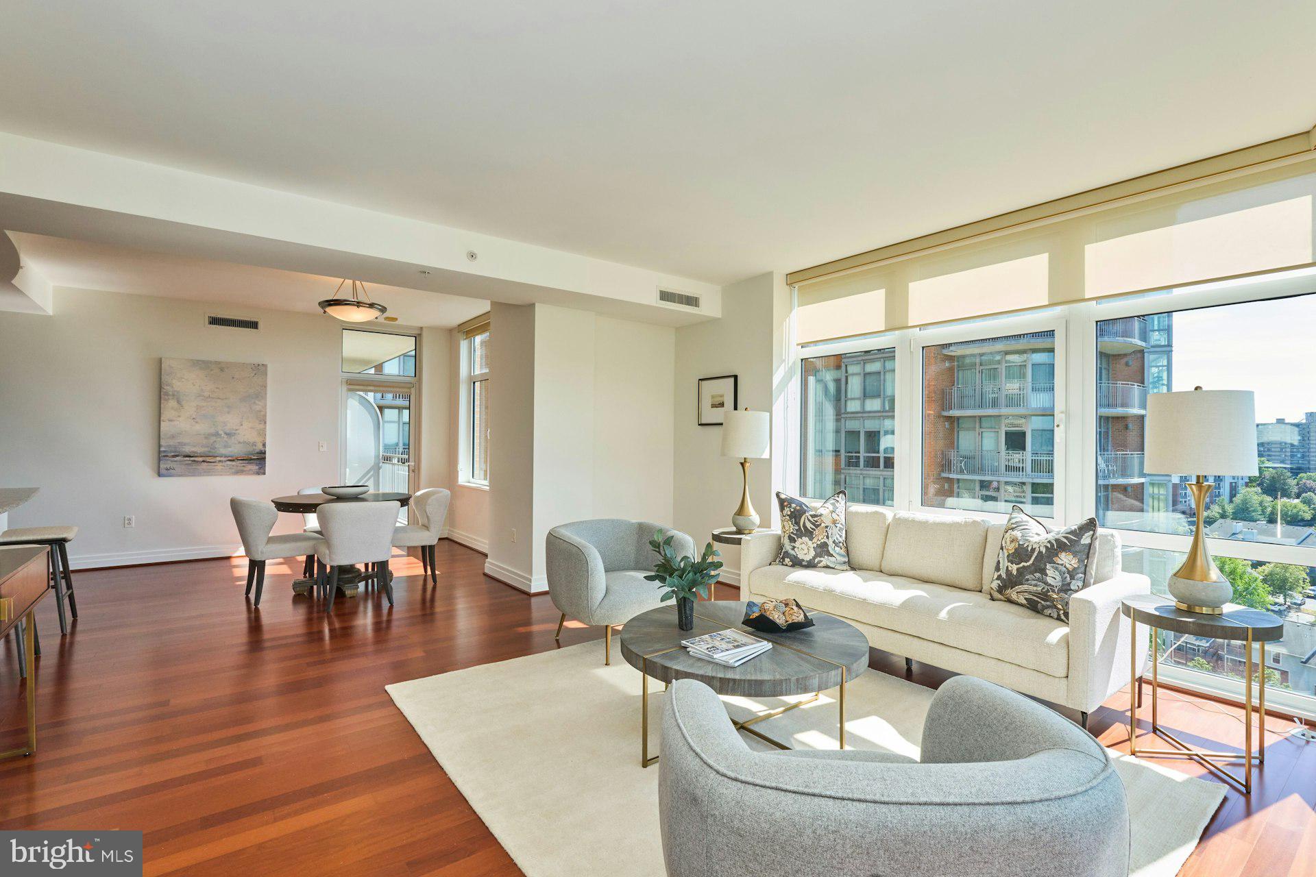 ONE PARK CREST - Residential